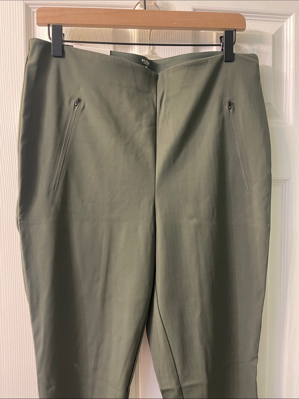 Banana Republic Sport TALL Skinny Pant